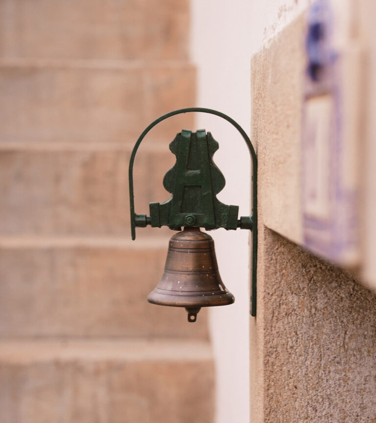 Bell